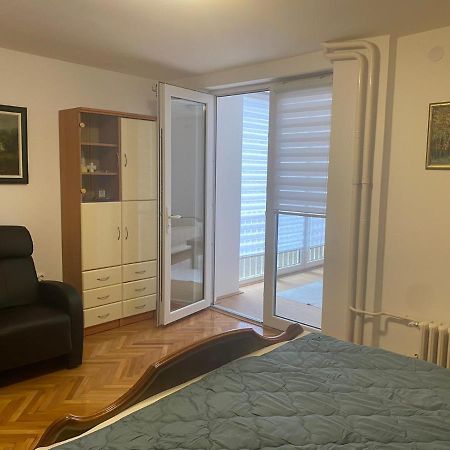 Ni Sandra מראה חיצוני תמונה