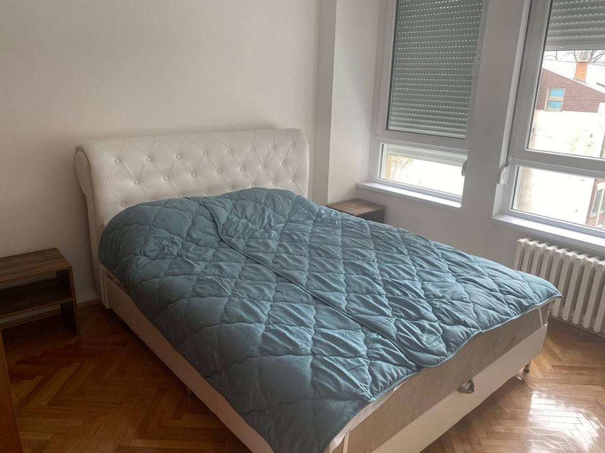 Ni Sandra מראה חיצוני תמונה
